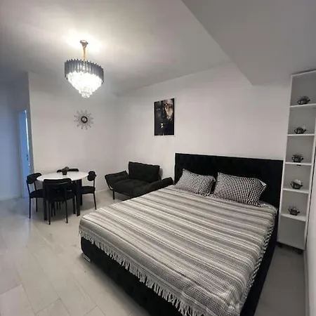 Balmoral - Luxury Retreat Bucharest