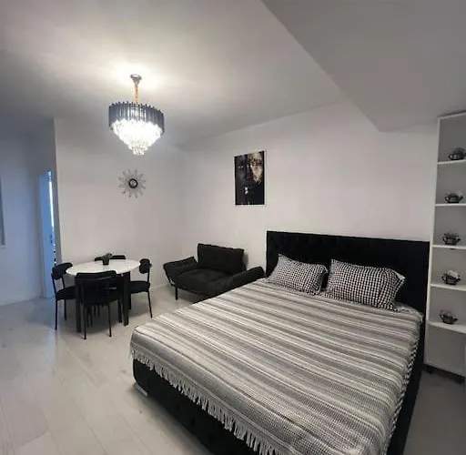 Balmoral - Luxury Retreat Lejlighed Bukarest