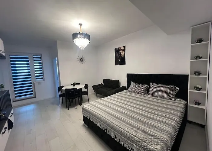 Balmoral - Luxury Retreat