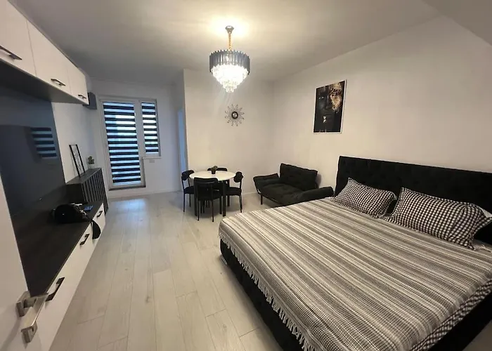 Daire Balmoral - Luxury Retreat *